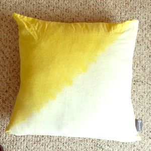 Jaipur Market Throw Pillow